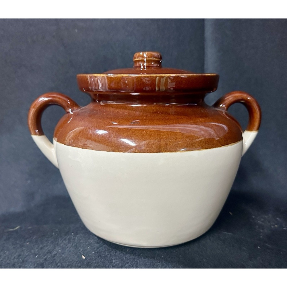 MCCOY  Vtg Pottery Bean Pot #343 with Lid MINT